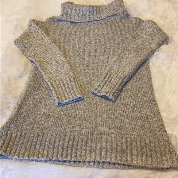 Eddie Bauer Sweaters - Women’s turtleneck sweater